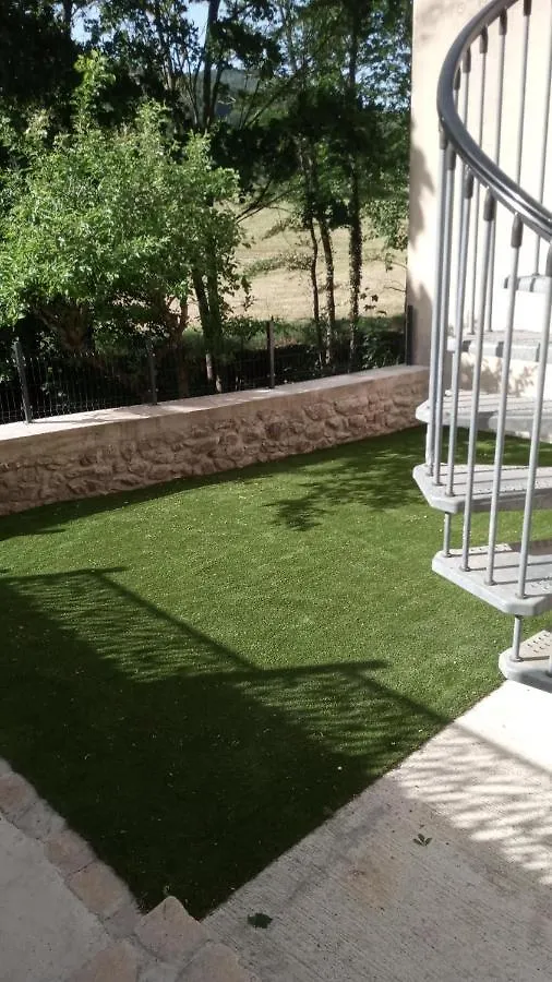 Charmante Petite Maison En Pierre, Avec Acces Autonome Satillieu