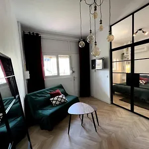 chic-et-calme.midi-pyreneeshotels.com/